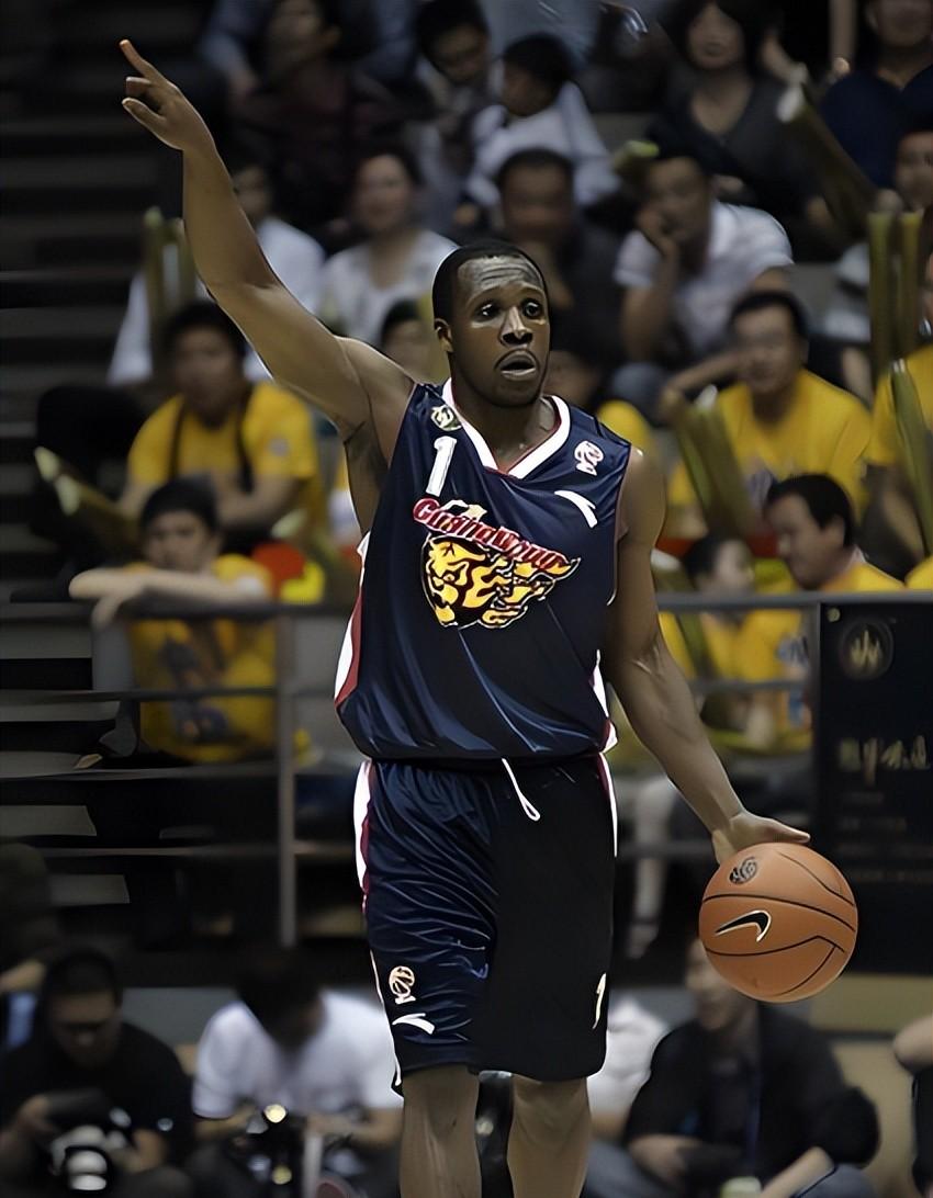 外援首秀亮眼,球队外线得分倍增是多少