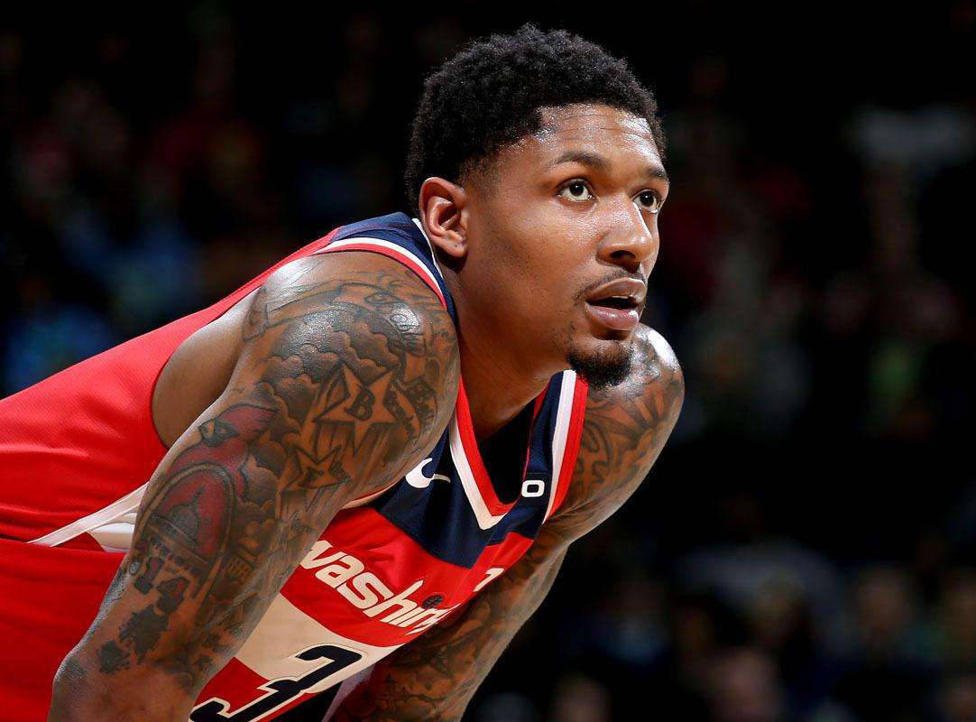 乐鱼APP-郑钦文与阿尼西莫娃争夺决赛席位